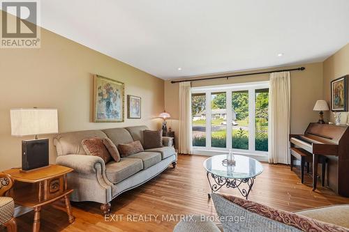 3 Hillview Circle, Champlain, ON 