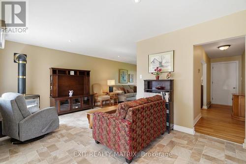 3 Hillview Circle, Champlain, ON 
