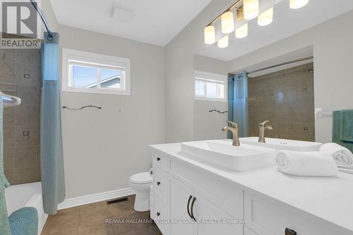 5 Magna Carta Road, Barrie, ON 