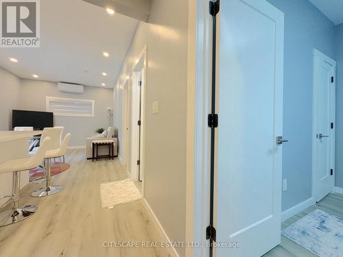 3211 Angel Pass (Secondary Dwelling) Drive, Mississauga, ON - Indoor Photo Showing Other Room