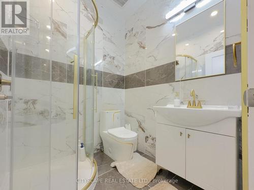 3211 Angel Pass (Secondary Dwelling) Drive, Mississauga, ON - Indoor Photo Showing Bathroom