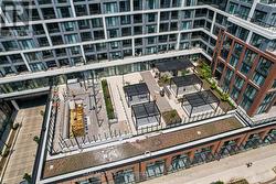 304 - 858 DUPONT STREET Toronto, ON M6G 0C1