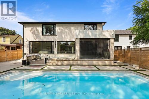 2186 Harcourt Crescent, Mississauga, ON 