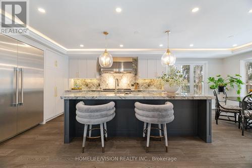 1298 Bunsden Avenue, Mississauga, ON 
