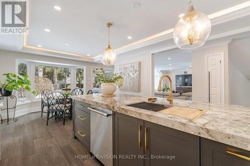 1298 Bunsden Avenue, Mississauga, ON 