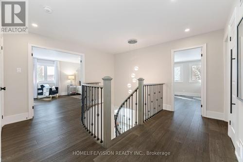 1298 Bunsden Avenue, Mississauga, ON 