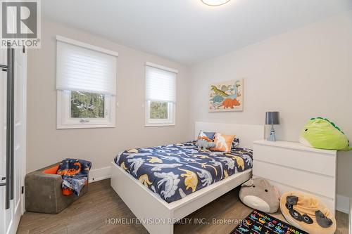 1298 Bunsden Avenue, Mississauga, ON 