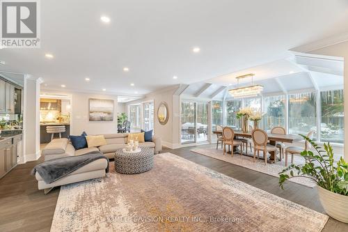 1298 Bunsden Avenue, Mississauga, ON 
