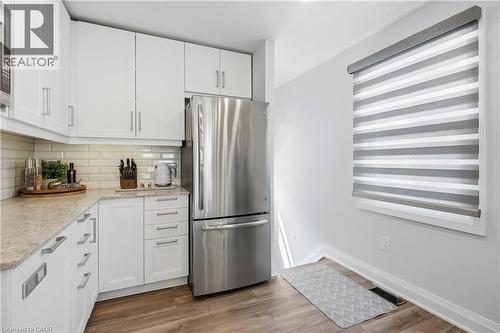 58 Tragina Avenue S, Hamilton, ON - Indoor Photo Showing Kitchen