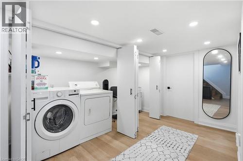 58 Tragina Avenue S, Hamilton, ON - Indoor Photo Showing Laundry Room