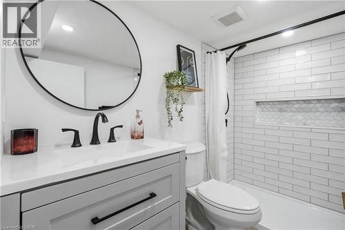 58 Tragina Avenue S, Hamilton, ON - Indoor Photo Showing Bathroom