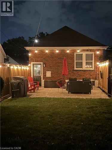 58 Tragina Avenue S, Hamilton, ON - Outdoor
