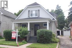 838 MOORE Street  Cambridge, ON N3H 3B8