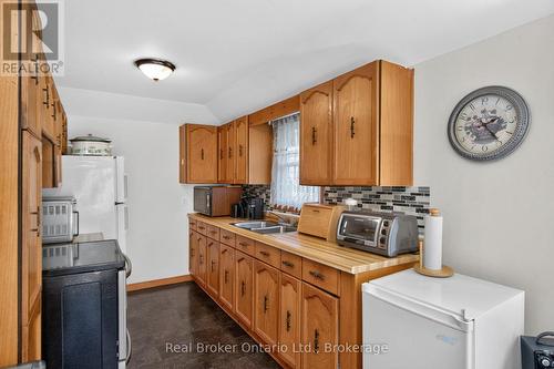 81 Andrew Drive, Tiny, ON 