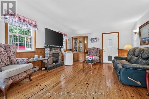 81 Andrew Drive, Tiny, ON 