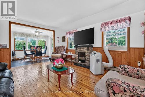 81 Andrew Drive, Tiny, ON 