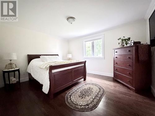 11 Tenth Avenue, Pasadena, NL 
