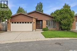 18 Lakeview PLACE  Regina, SK S4S 7B5