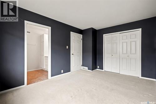 18 Lakeview Place, Regina, SK 