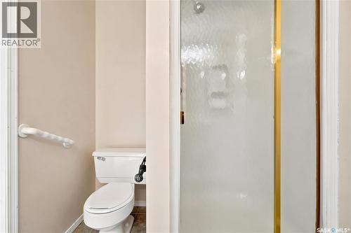 18 Lakeview Place, Regina, SK 