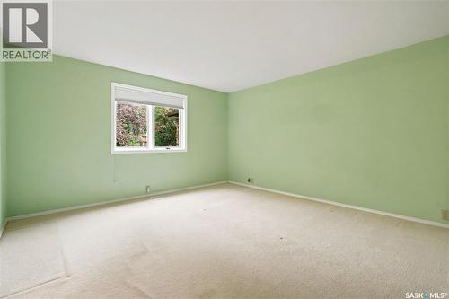 18 Lakeview Place, Regina, SK 