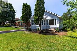 Nort East Corner - 