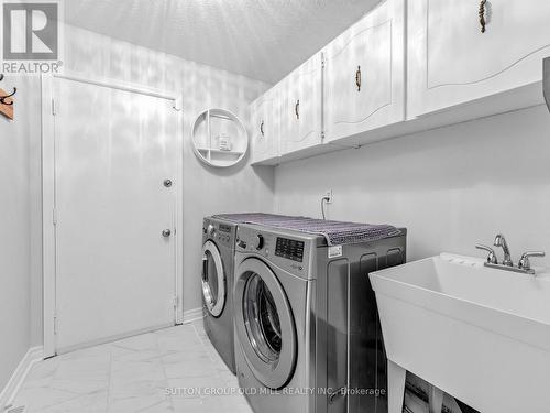 1629 Dewberry Crescent, Mississauga, ON 