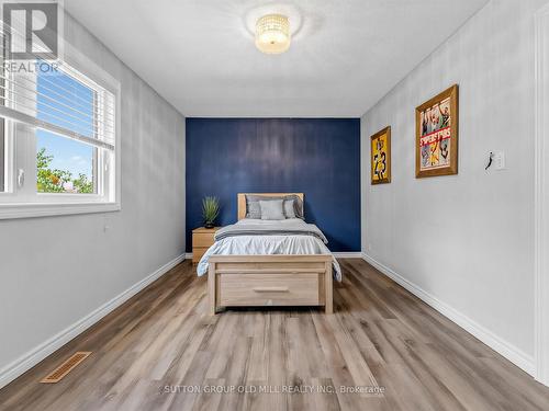 1629 Dewberry Crescent, Mississauga, ON 