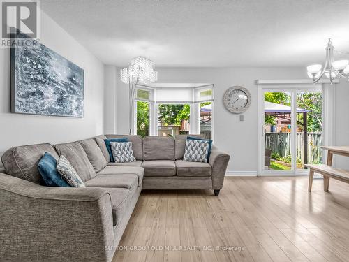 1629 Dewberry Crescent, Mississauga, ON 