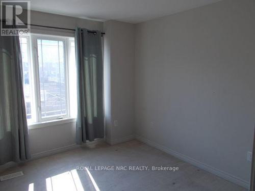 6 - 8 Hemlock Way, Grimsby, ON - Indoor Photo Showing Other Room