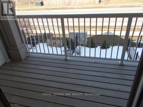 6 - 8 Hemlock Way, Grimsby, ON - Outdoor