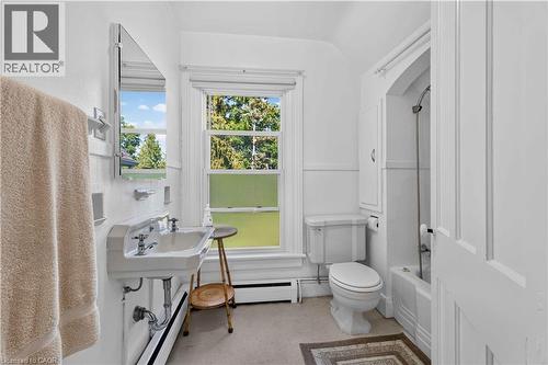 Bathroom - 1629 Gregory Road, St. Catharines, ON 