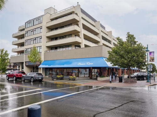 #409-9805 Second St, Sidney, BC 