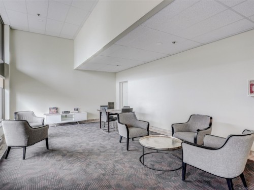 #409-9805 Second St, Sidney, BC 