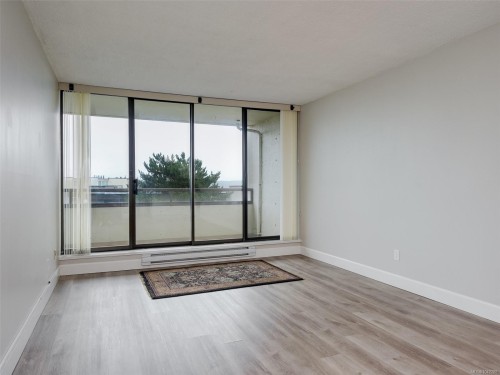 #409-9805 Second St, Sidney, BC 