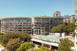 #413-68 Songhees Rd Victoria, BC V9A 0A3