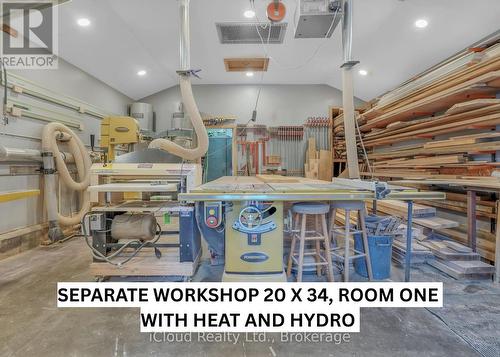 2091 Dwyer Road, Springwater, ON 