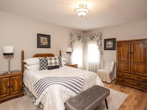 185 Ridgecrest Road, Thunder Bay, ON 