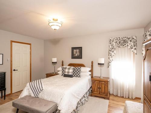 185 Ridgecrest Road, Thunder Bay, ON 