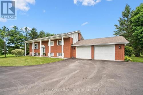 9098 Sideroad 27 Road, Erin, ON - Outdoor