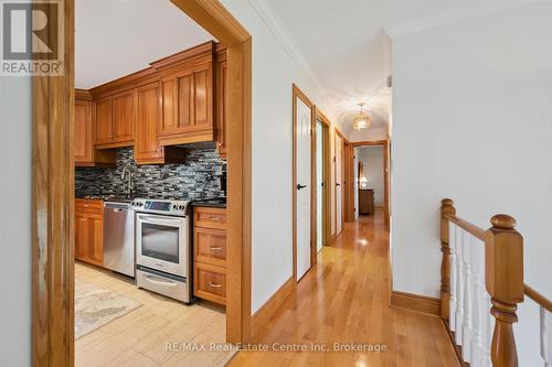 Breakfast Bar. - 9098 Sideroad 27 Road, Erin, ON - Indoor