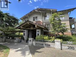 425 2083 W 33RD AVENUE  Vancouver, BC V6M 4M6