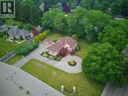 1 RUE CHATEAUX Terrace Brantford, ON N3T 6N7