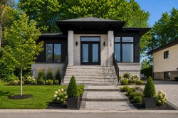 149 Rue Mignonne  Saint-Jean-Sur-Richelieu, QC J2X 5A4
