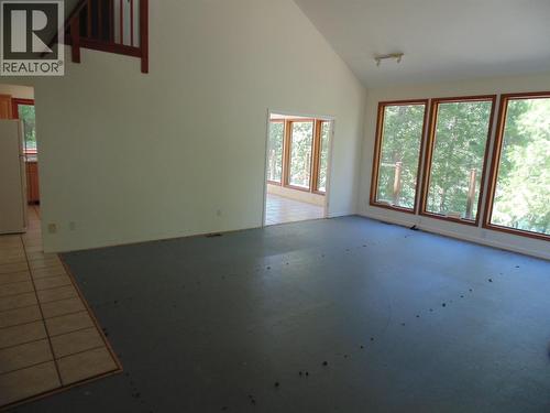 1415 Bridge Road, Crescent Valley, BC - Indoor Photo Showing Other Room