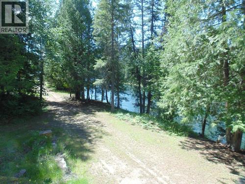 1415 Bridge Road, Crescent Valley, BC - Outdoor