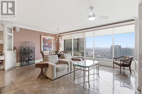 Family Room - Unit 3606 - 2045 Lake Shore Boulevard W, Toronto (Mimico), ON 