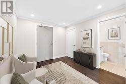 Foyer - 