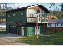 905 13 Avenue S Golden, BC V0A 1H0