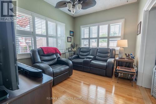 Den/office - 420 Third Street W, Cornwall, ON - Indoor Photo Showing Living Room